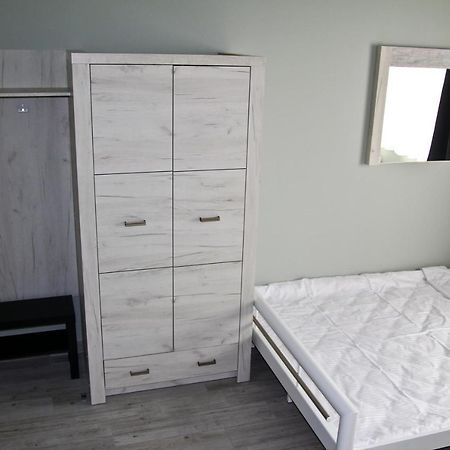 Motel Lunar Освенцим Экстерьер фото