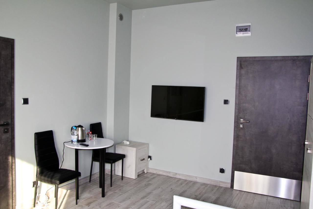 Motel Lunar Освенцим Экстерьер фото