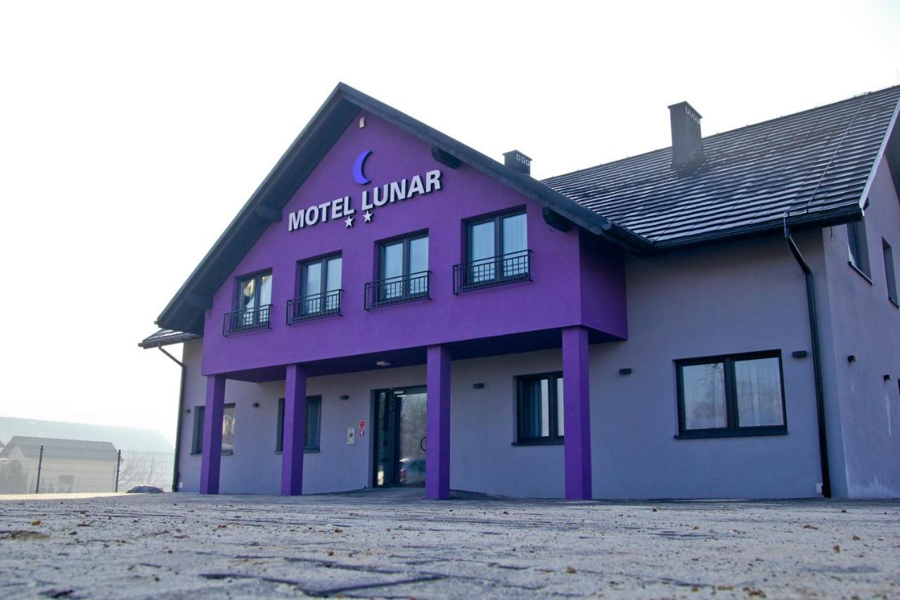 Motel Lunar Освенцим Экстерьер фото